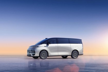 中国人保携手浙江星耀汽车购车嘉年华